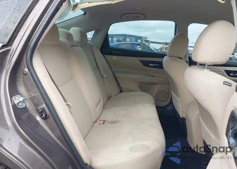 2015 Nissan Altima 2.5 S из США, поврежденный, VIN 1N4AL3AP1FC285703